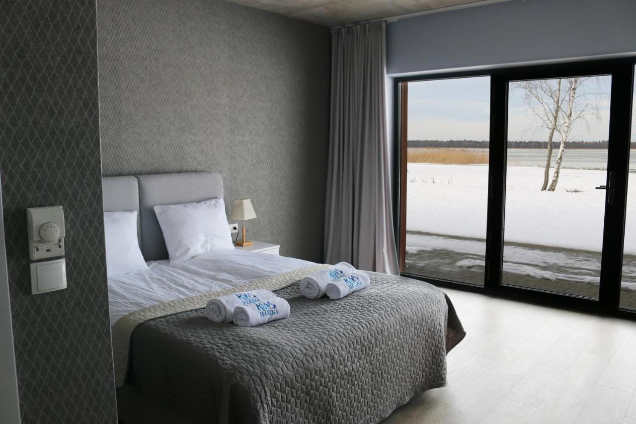 Kite Marina Sarbsk Hotel Exterior photo